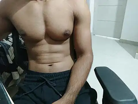 Snapshot of kratosTheHunk chatting on 04/02/26, 07:17 kratosTheHunk online show from 04/02/26, 07:17