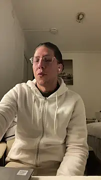 Snapshot of TitanNoir chatting on 04/10/26, 11:20 TitanNoir online show from 04/10/26, 11:20
