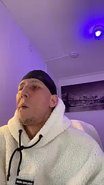 Snapshot of TitanNoir chatting on 04/20/26, 11:35 TitanNoir online show from 04/20/26, 11:35