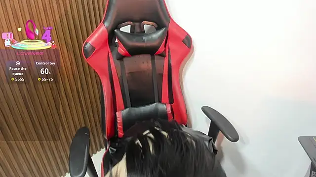 IsabellaCuteGirl online show from 07/28/26, 10:10