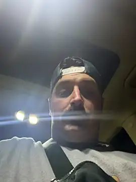 PoundedCajunGuy93 online show from 04/29/26, 08:29