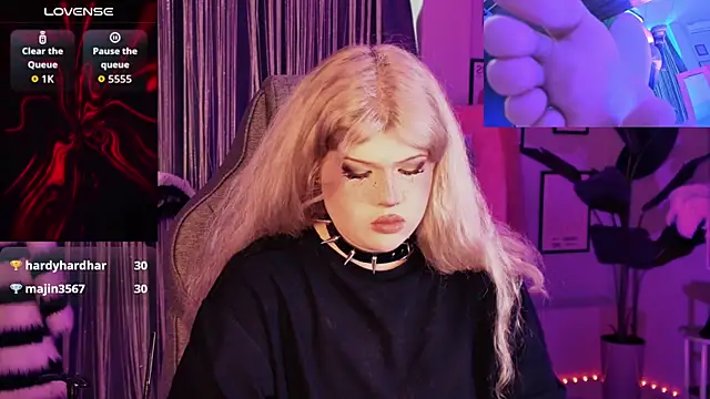 LilithNlsn online show from 07/07/26, 06:47