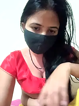 Snapshot of Poojalodhi_567 chatting on 03/04/26, 02:45 Poojalodhi 567 online show from 03/04/26, 02:45