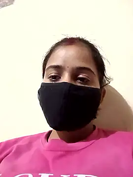Snapshot of Poojalodhi_567 chatting on 04/01/26, 05:21 Poojalodhi 567 online show from 04/01/26, 05:21
