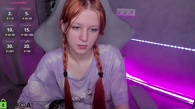 Snapshot of Emma_Dusk chatting on 05/16/26, 12:18 Emma Dusk online show from 05/16/26, 12:18