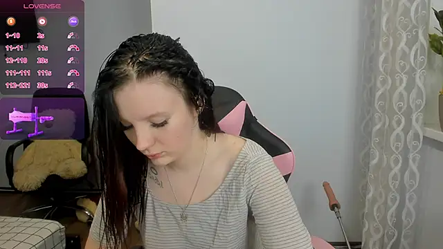 Mary Blu online show from 12/11/24, 03:24