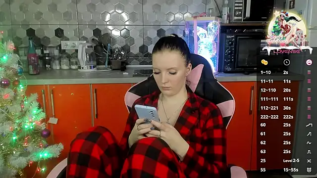 Mary Blu online show from 12/26/24, 12:25