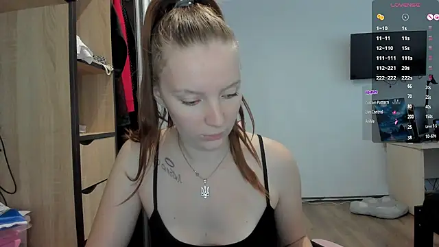 Mary Blu online show from 09/29/25, 08:41