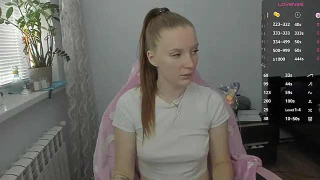 Mary Blu online show from 10/31/25, 09:54