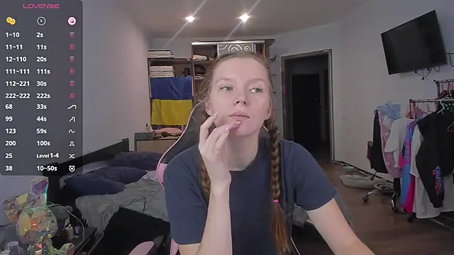 Mary Blu online show from 11/29/25, 10:51