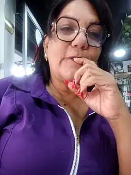 Snapshot of saraladys chatting on 04/28/26, 02:55 saraladys online show from 04/28/26, 02:55
