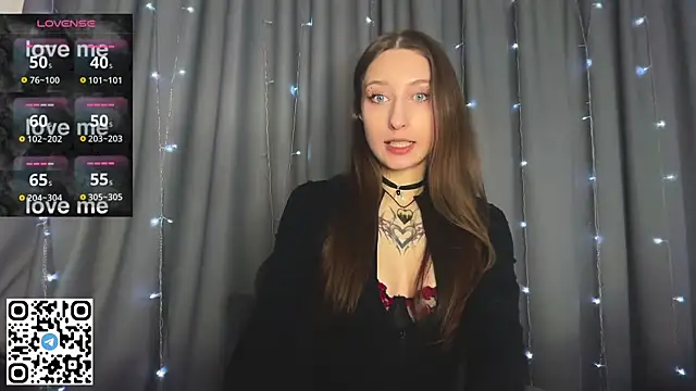 Snapshot of Emma_Willson chatting on 04/26/26, 12:03 Emma Willson online show from 04/26/26, 12:03