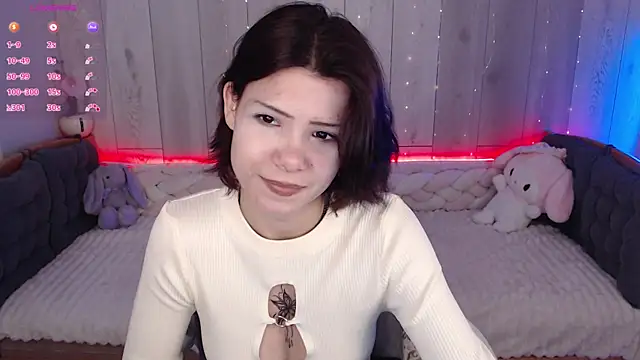 llittle-peachh online show from 05/17/26, 06:44