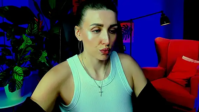 Snapshot of MonicaRiley chatting on 04/03/26, 12:47 MonicaRiley online show from 04/03/26, 12:47