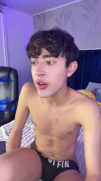 Snapshot of MatthewMoore_ chatting on 03/19/26, 12:14 MatthewMoore online show from 03/19/26, 12:14