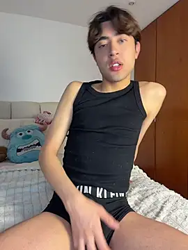 Snapshot of MatthewMoore_ chatting on 06/03/26, 02:14 MatthewMoore online show from 06/03/26, 02:14