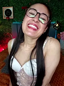 Snapshot of Cataa_Hill chatting on 05/06/26, 03:24 Cataa Hill online show from 05/06/26, 03:24