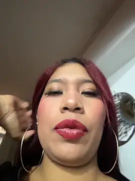 Snapshot of Cherry_Charlottee chatting on 04/16/26, 09:39 Cherry Charlottee online show from 04/16/26, 09:39