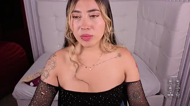 ManuelaVeeleez online show from 05/21/26, 04:30