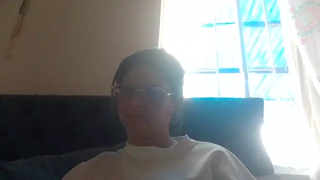 Snapshot of Jiwon_Han chatting on 05/15/26, 08:05 Jiwon Han online show from 05/15/26, 08:05