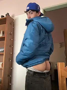 Lucasss2204 online show from 06/02/26, 03:36