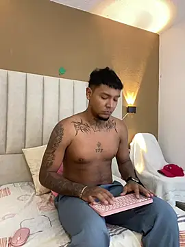Snapshot of Axell_king07 chatting on 03/21/26, 11:15 Axell king07 online show from 03/21/26, 11:15