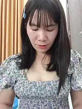 Bondgirl 9 online show from 07/14/26, 07:30