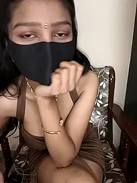 Snapshot of Rubina_69 chatting on 03/28/26, 12:54 Rubina 69 online show from 03/28/26, 12:54