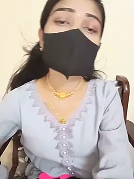 Snapshot of Rubina_69 chatting on 06/01/26, 02:52 Rubina 69 online show from 06/01/26, 02:52
