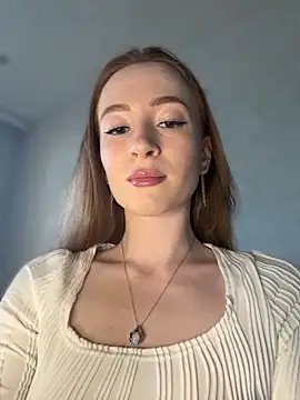 Little Candy 18 online show from 06/17/26, 05:43