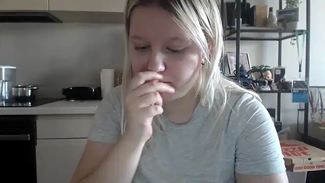 LenaSecret19 online show from 06/25/26, 07:13