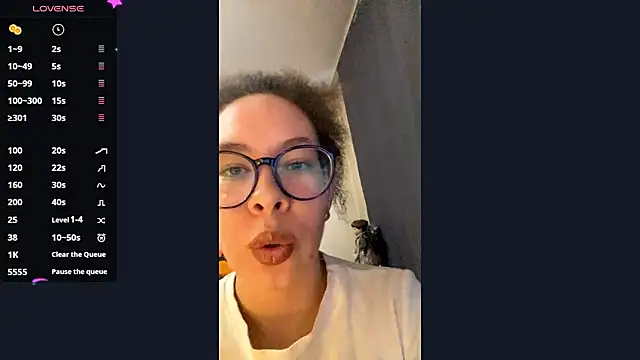 Snapshot of Selena_blom chatting on 03/18/26, 11:13 Selena blom online show from 03/18/26, 11:13