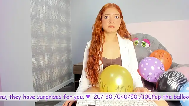 Snapshot of Sol_Radiant chatting on 03/10/26, 12:32 Sol Radiant online show from 03/10/26, 12:32