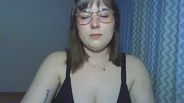 ClaraHard online show from 06/22/26, 06:49