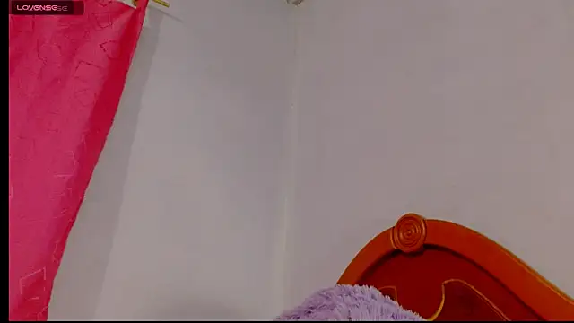 Snapshot of taliana_mateus chatting on 05/03/26, 05:08 taliana mateus online show from 05/03/26, 05:08