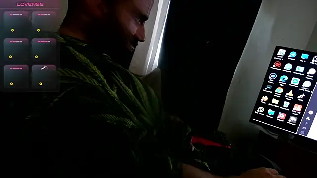 Snapshot of CirclingClass chatting on 09/17/25, 03:24 CirclingClass online show from 09/17/25, 03:24