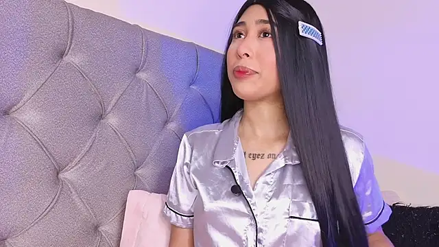 Snapshot of Chelsyrose chatting on 03/07/26, 12:29 Chelsyrose online show from 03/07/26, 12:29
