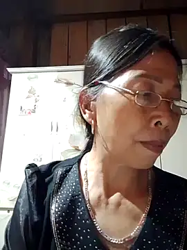 Snapshot of Sky-rain98 chatting on 04/02/26, 02:26 Sky-rain98 online show from 04/02/26, 02:26