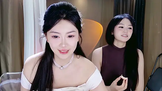 Banana-Milk69 online show from 05/17/26, 01:14