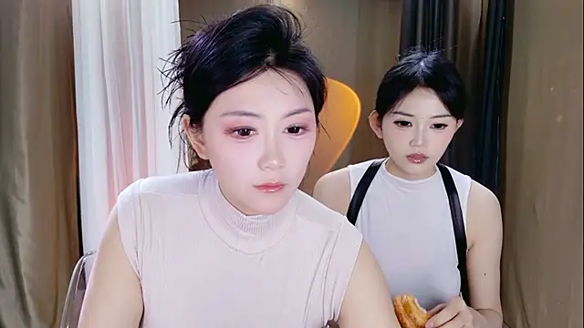 Banana-Milk69 online show from 05/18/26, 01:13