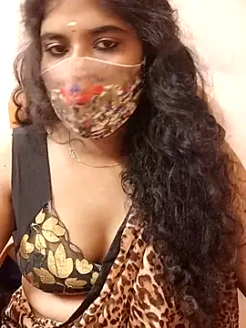 Snapshot of Sunitha28 chatting on 04/12/26, 06:02 Sunitha28 online show from 04/12/26, 06:02