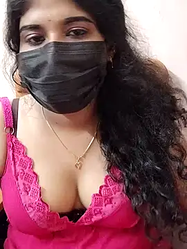 Snapshot of Sunitha28 chatting on 04/18/26, 07:18 Sunitha28 online show from 04/18/26, 07:18