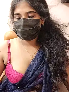 Snapshot of Sunitha28 chatting on 04/19/26, 03:55 Sunitha28 online show from 04/19/26, 03:55