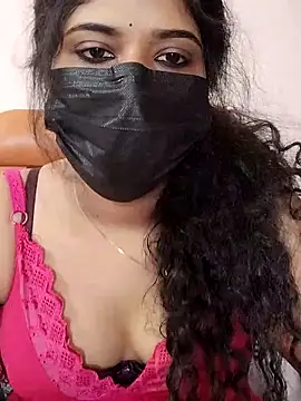 Snapshot of Sunitha28 chatting on 04/27/26, 06:22 Sunitha28 online show from 04/27/26, 06:22