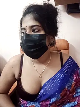 Snapshot of Sunitha28 chatting on 05/05/26, 04:59 Sunitha28 online show from 05/05/26, 04:59