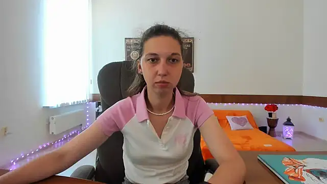 Ellina Star online show from 07/28/26, 08:21