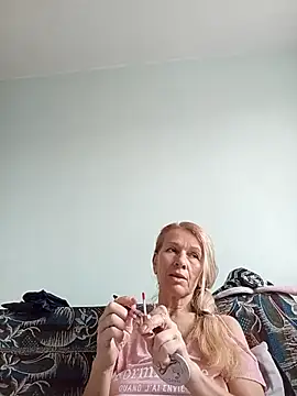 Snapshot of ViktoriaSexi1 chatting on 04/01/26, 02:03 ViktoriaSexi1 online show from 04/01/26, 02:03