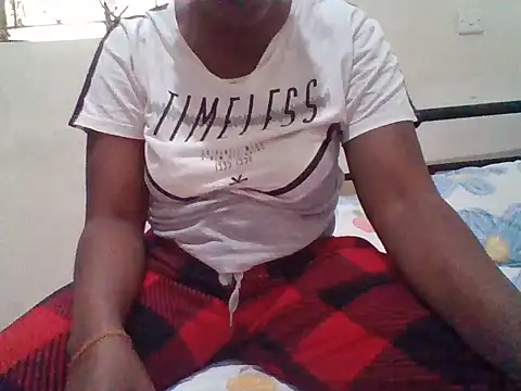 Snapshot of Sexyaryaa chatting on 05/20/26, 11:27 Sexyaryaa online show from 05/20/26, 11:27
