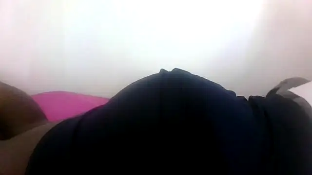 Snapshot of simphiwe23 chatting on 04/12/26, 11:48 simphiwe23 online show from 04/12/26, 11:48