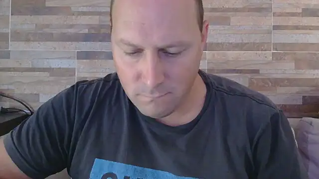 Snapshot of lustonfan chatting on 04/09/26, 12:43 lustonfan online show from 04/09/26, 12:43